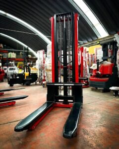 APILADOR HIDRAULICO 3 METROS ANGOSTO